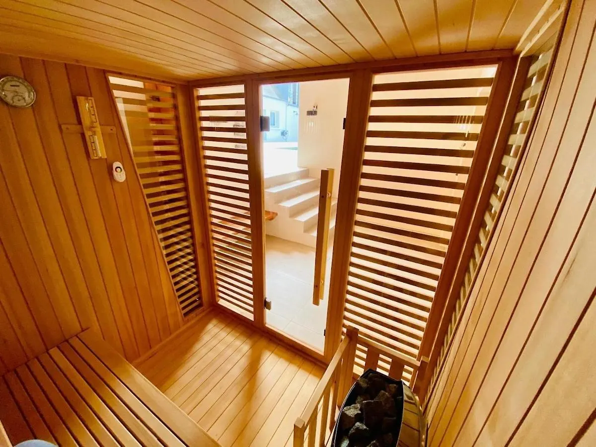 Villa Le 25 - Piscine Et Sauna Au Bourg De Carantec