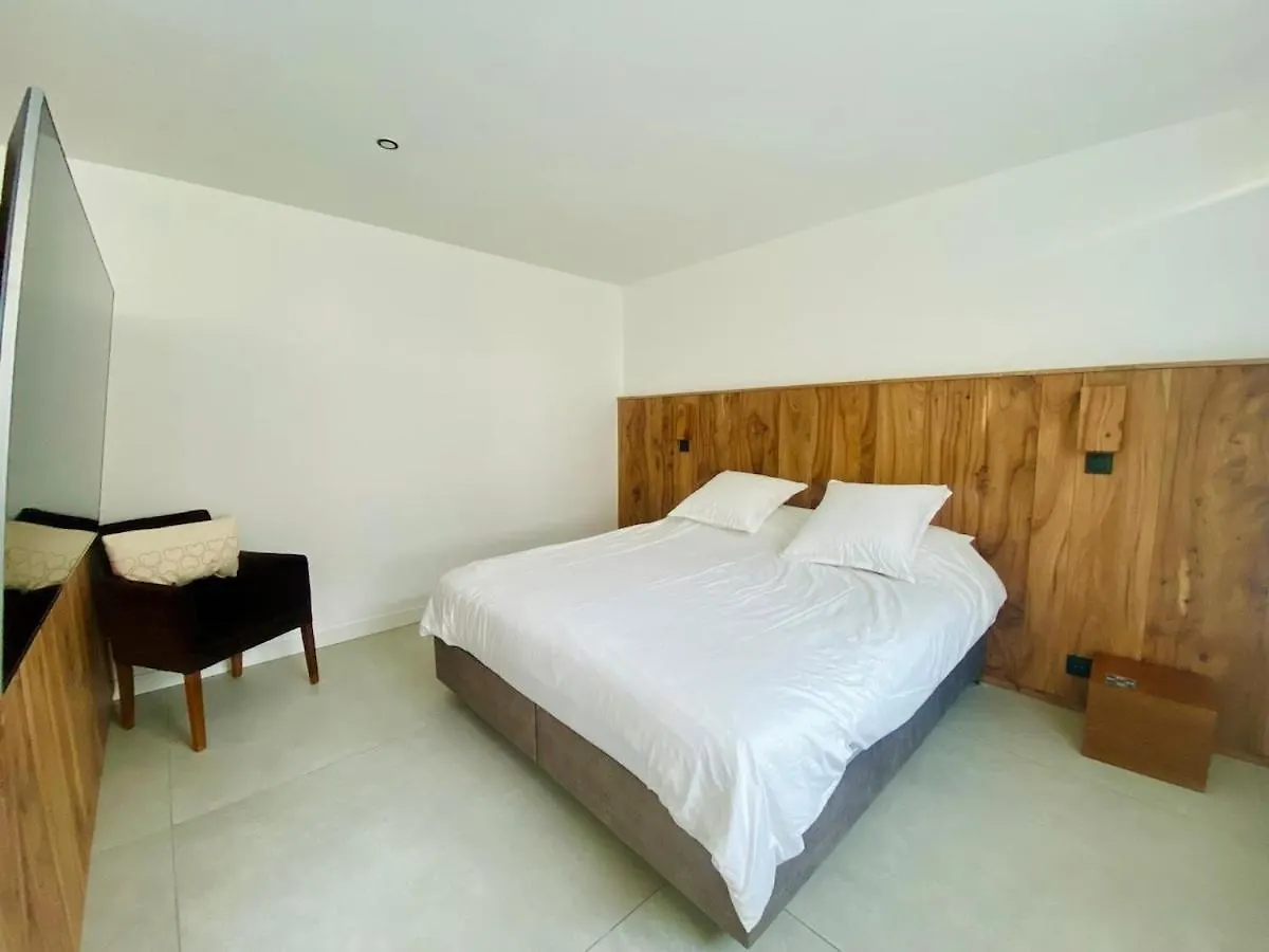 Villa Le 25 - Piscine Et Sauna Au Bourg De Carantec