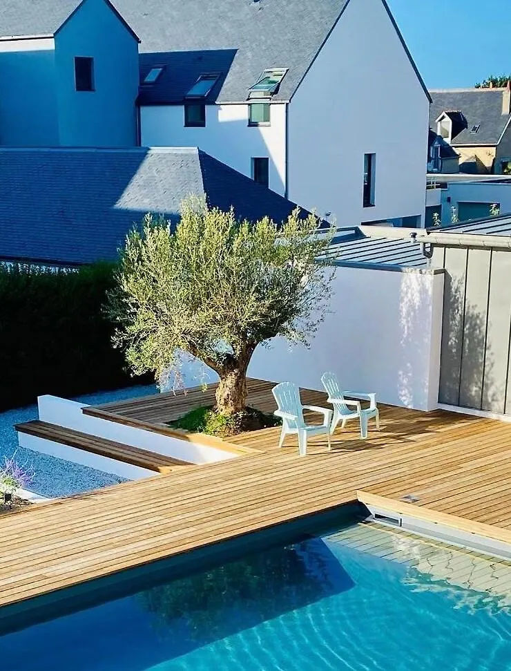 Villa Le 25 - Piscine Et Sauna Au Bourg De Carantec 0*,  Franciaország